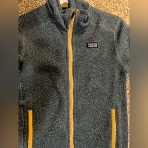 BOYS PATAGONIA SIZE SMALL 7/8
